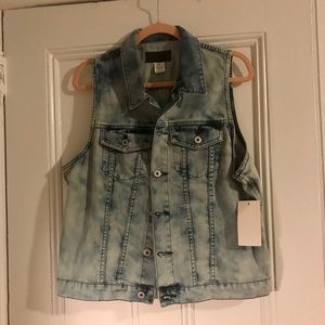 Acid wash denim trucker vest